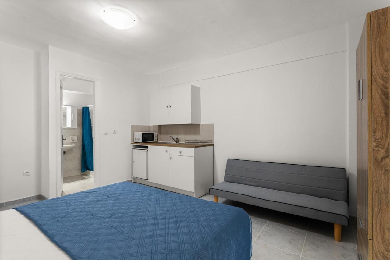 Nikolas Apartments Stoupa Lévktron 外观 照片
