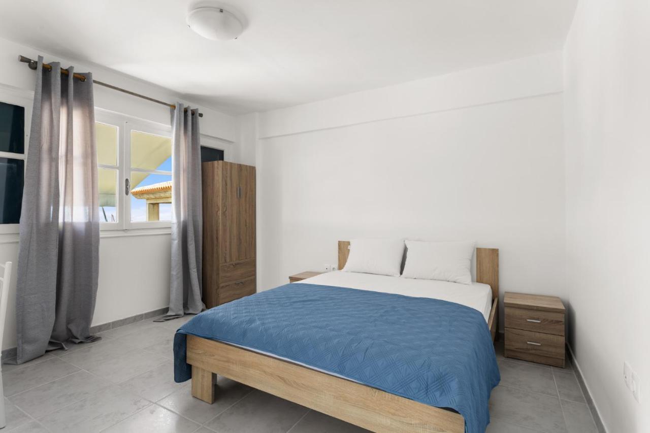 Nikolas Apartments Stoupa Lévktron 外观 照片